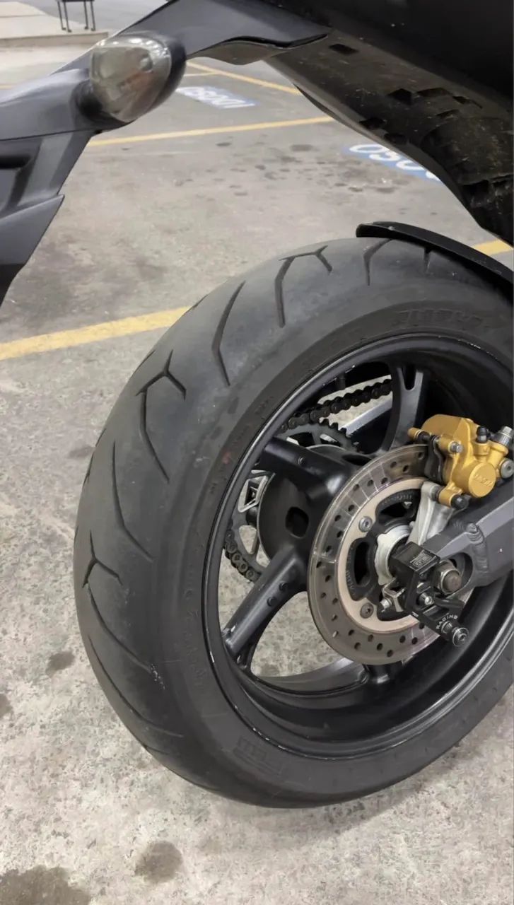Cbr 600f hornet  - Foto 3