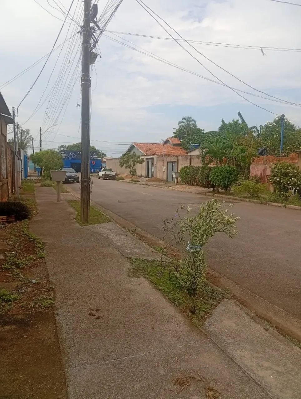 vende se uma casa no bairro jk2