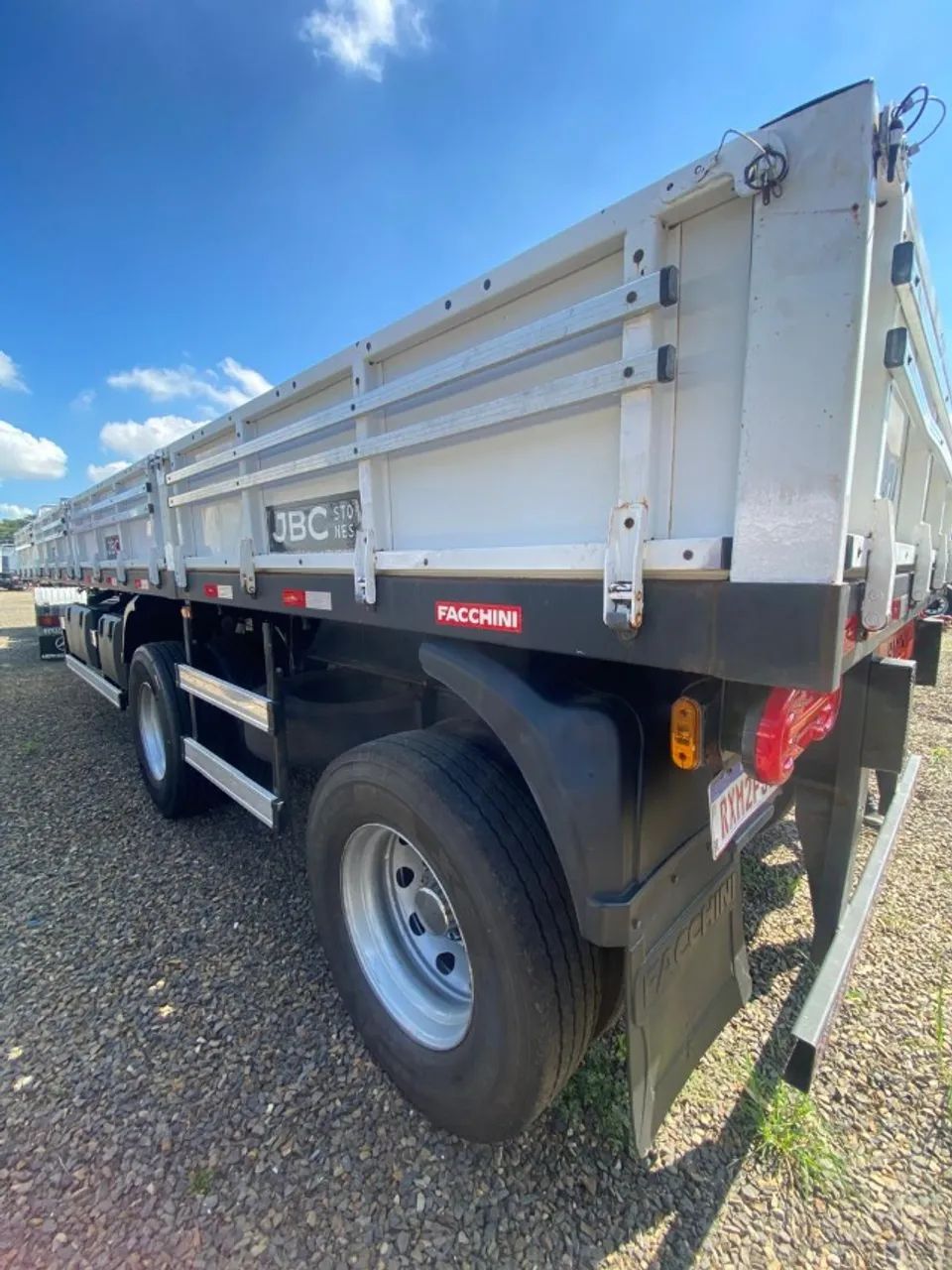 Carreta Facchini 2 Eixos - Ano 2022 - Foto 2