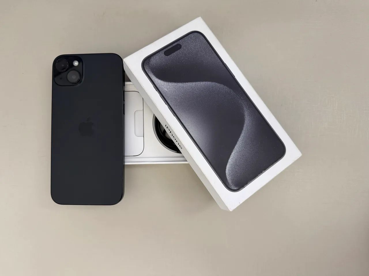 iPhone 15 Plus 128GB Preto - Estado de Novo (Sem Detalhes iPhone 15 Plus 128GB Preto - Estado de Novo (Sem Detalhes
