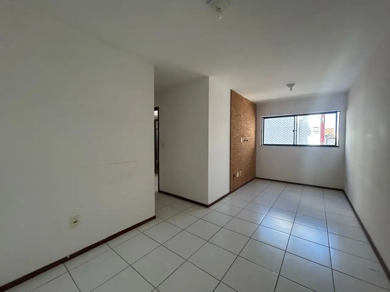 ALUGO APARTAMENTO NA PONTA VERDE - Foto 2