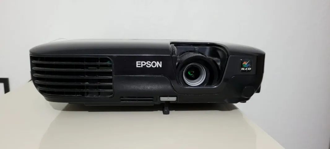 VENDE-SE Projetor EPSON S10+ em perfeito estado. - Foto 3