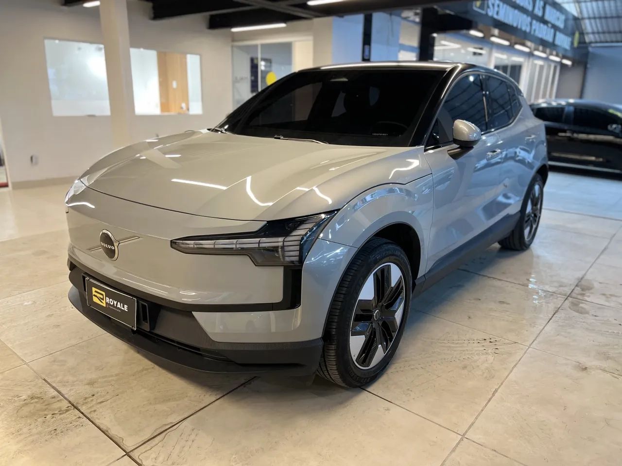 Volvo EX30 E40 Core (elétrico) 2024 - Foto 2