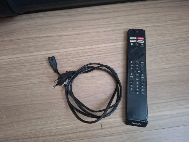 Smart TV Philips 50PUG7406/78  -  50 polegadas - Defeito com listras - Foto 5