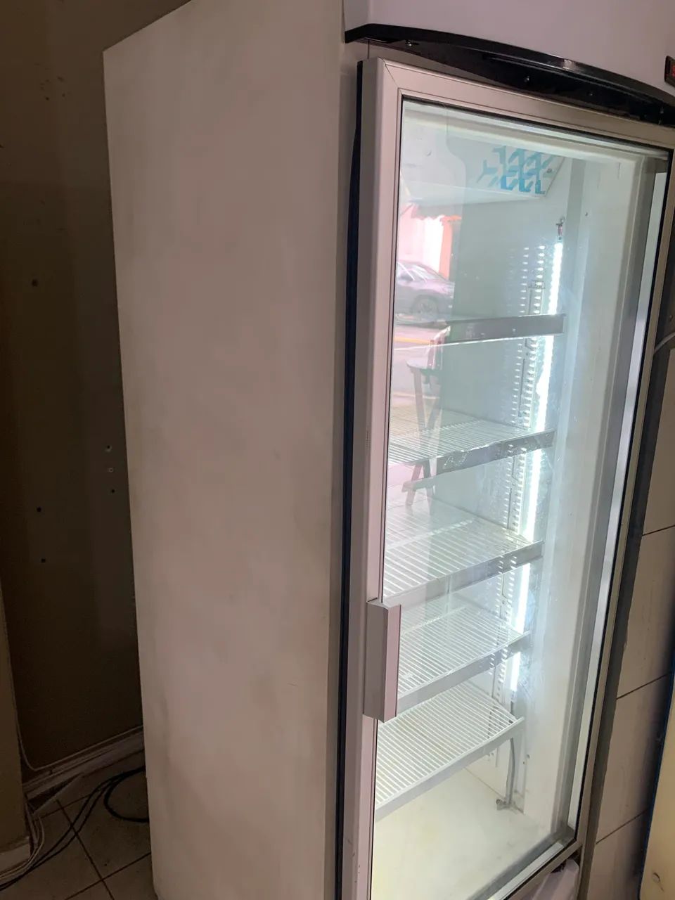 Freezer Verticalporta de vidro - Foto 3