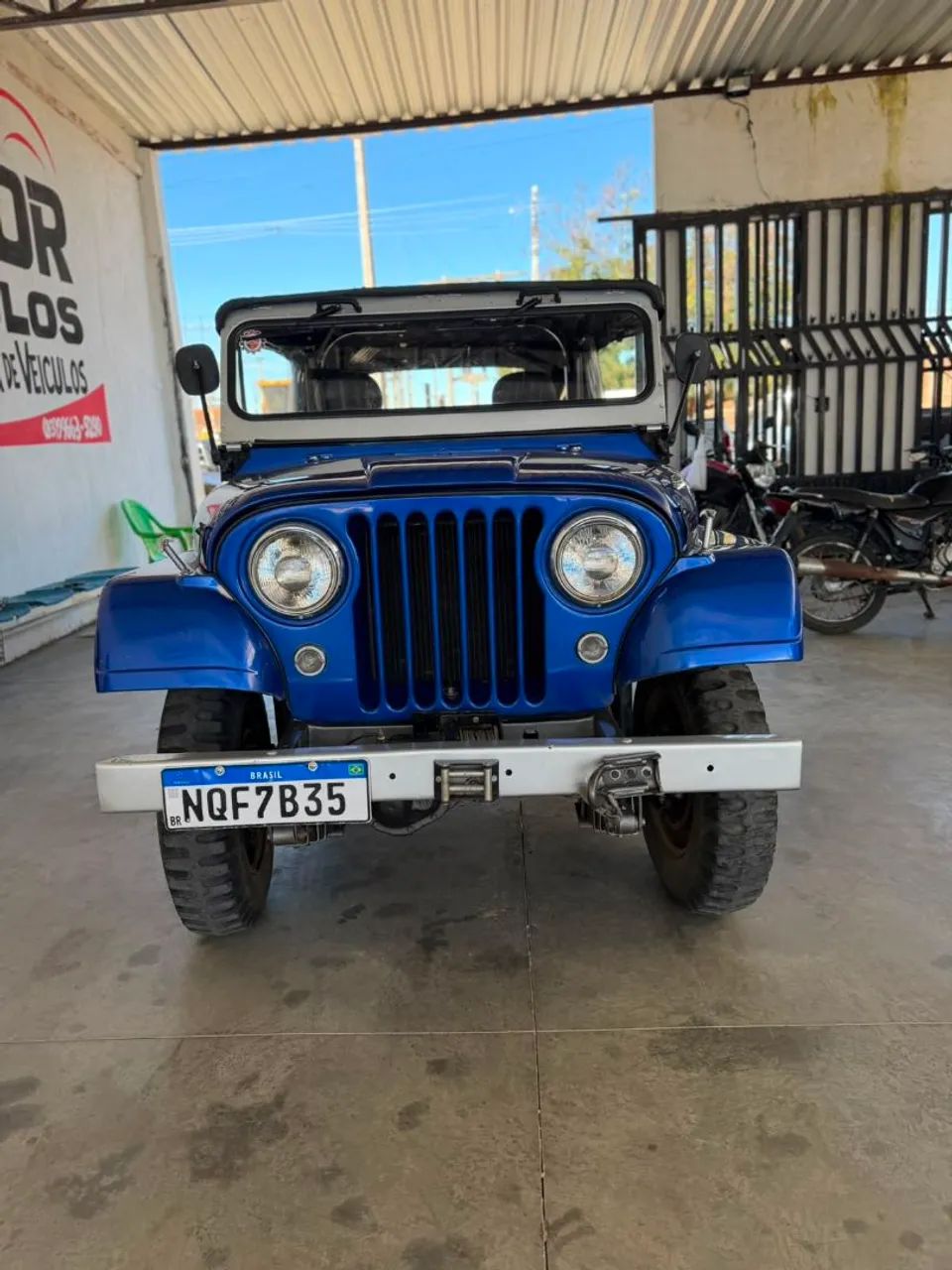 Willys Overland Jeep 2.6 12V Gasolina 2P 1975