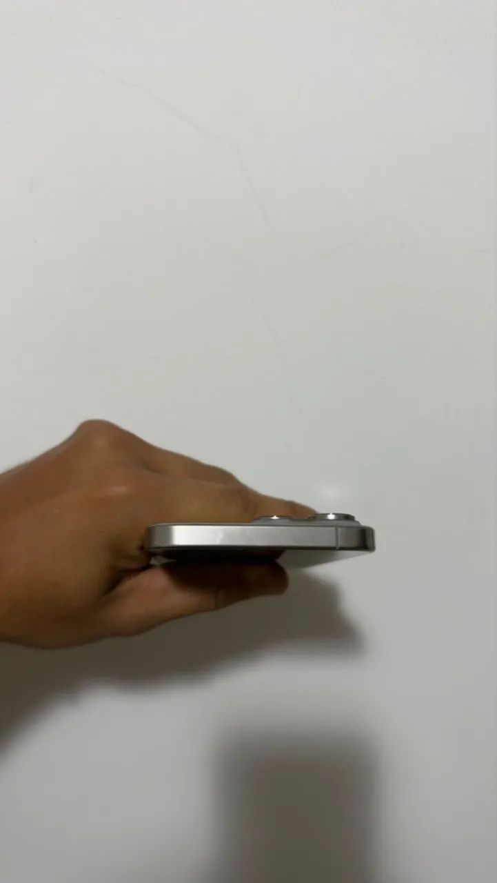 iPhone 16 pro max - Foto 5
