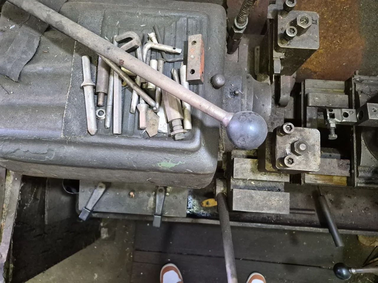 Torno com alimentador  - Foto 5