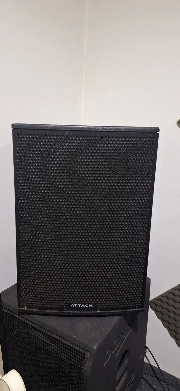  caixa ativa Attack VRF1550a