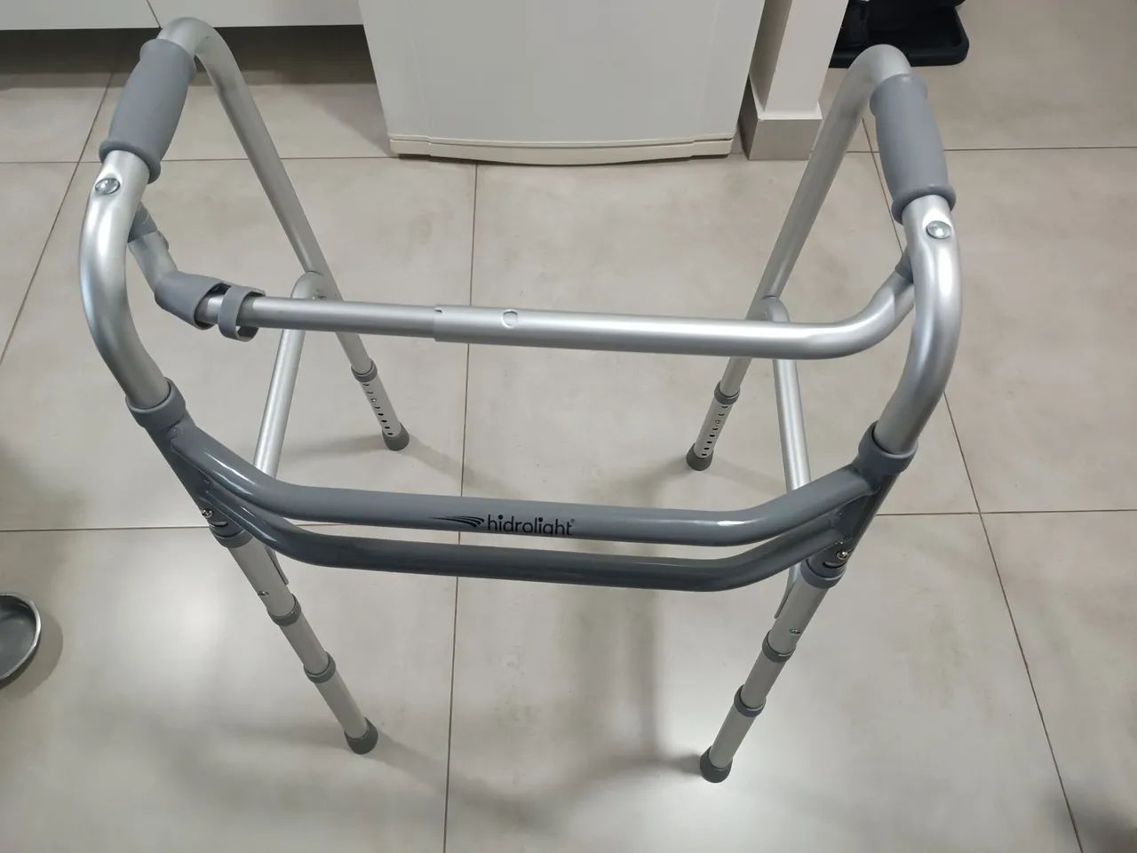 Andador articulado 