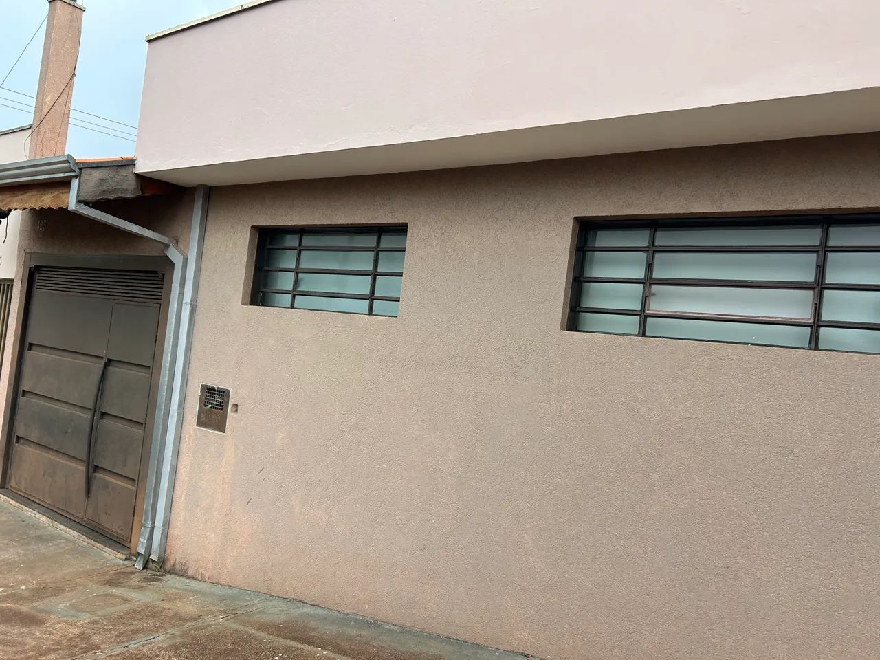 Alugo casa 2 quartos Parque Ribeirão  - Foto 3