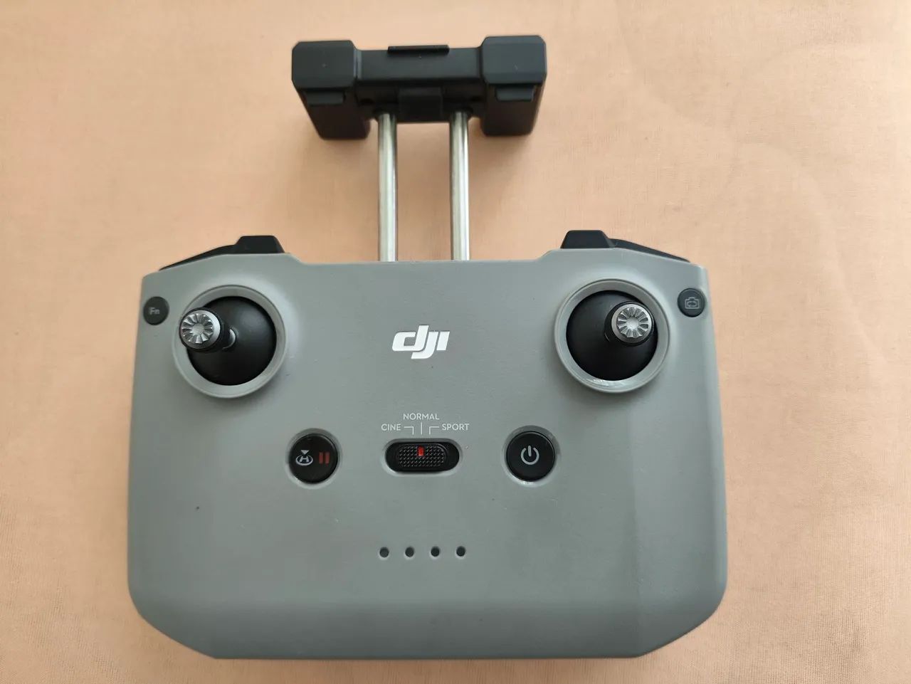 Controle dji e bateria - Foto 2