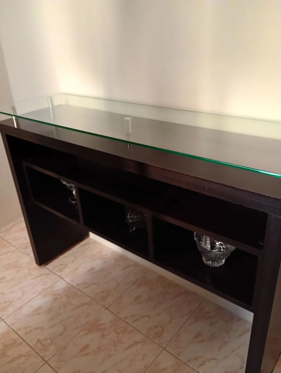 VENDO MESA COM SEIS CADEIRAS E CONSOLE - Foto 2