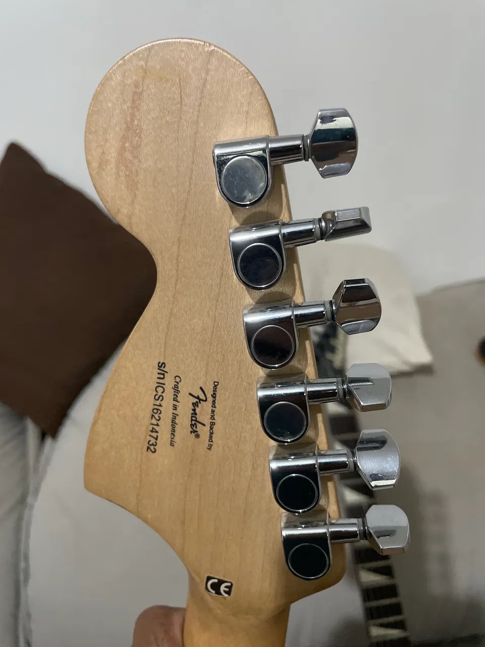 Guitarra Fender Squier Affinity  com dimarzio - Foto 2