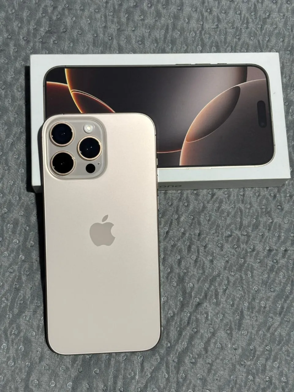 iPhone 16 Pro Max 256gb - Desert Titanium - Celulares e