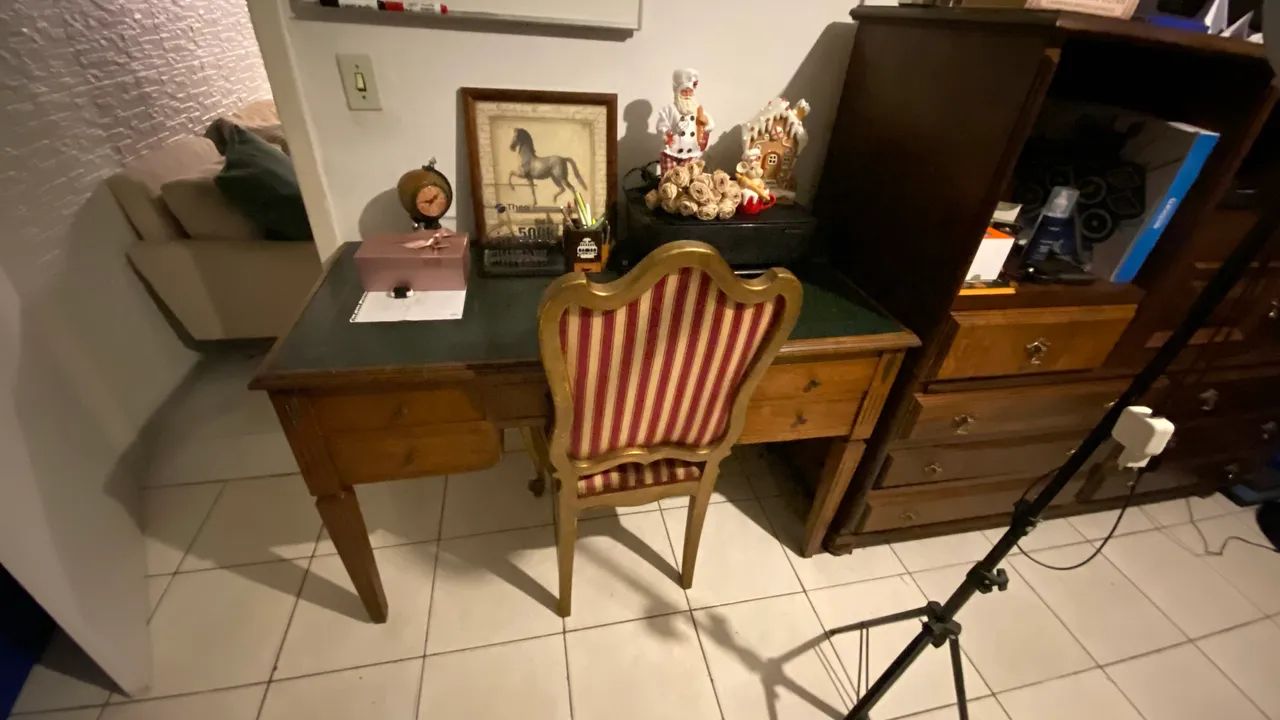 Escrivaninha  - Foto 3