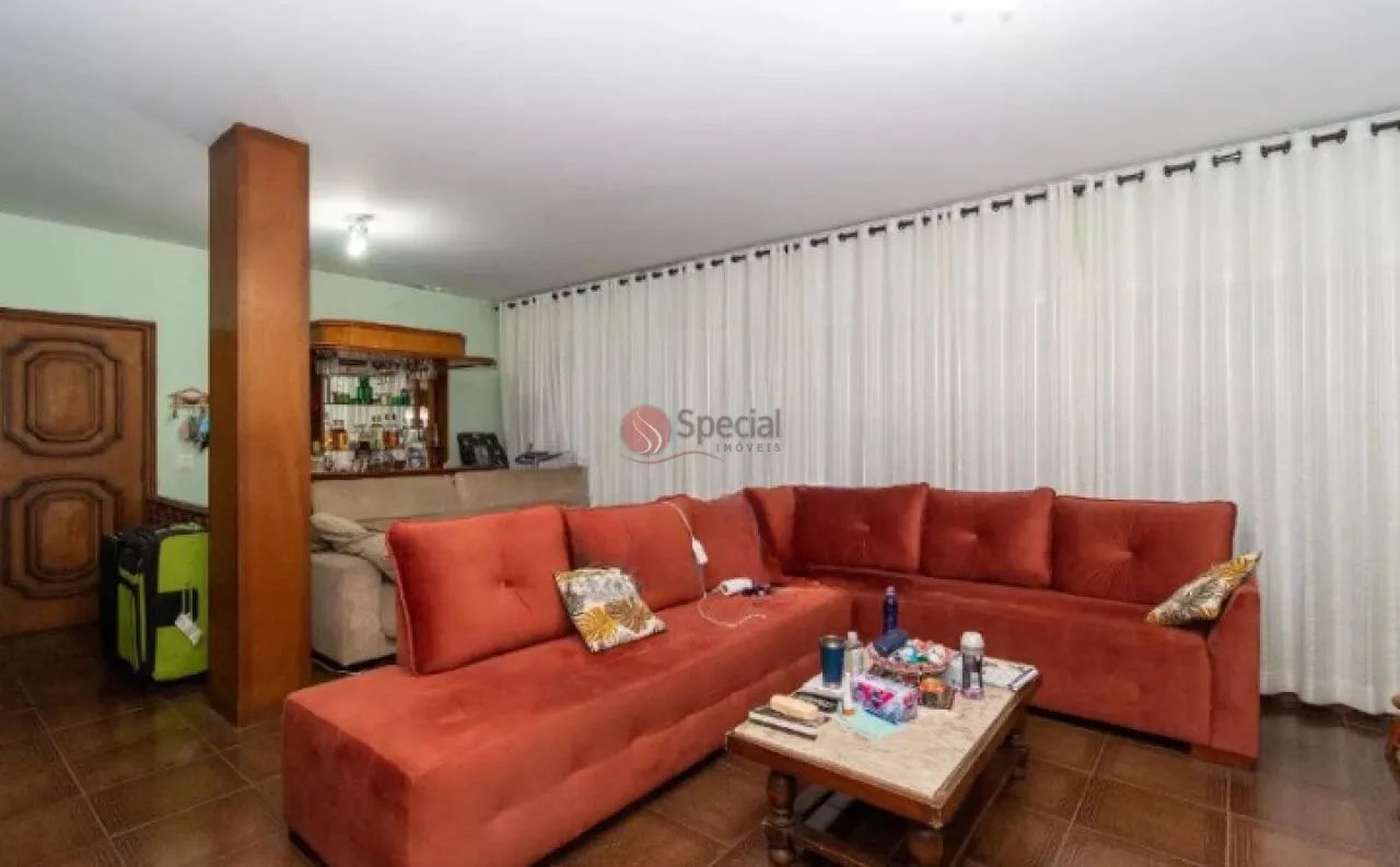 Sobrado na Vila Carrão com 362 metros.