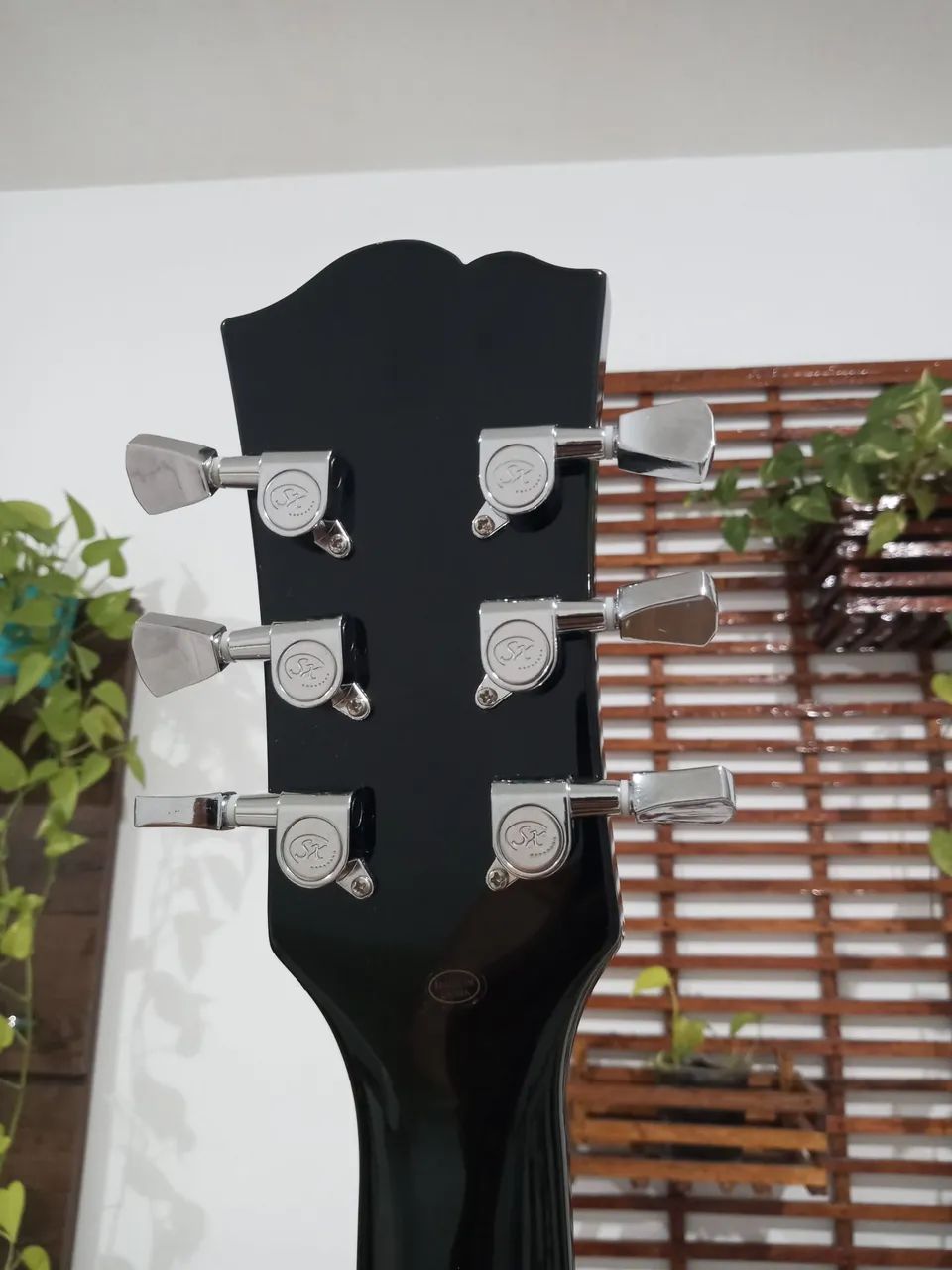 Guitarra SX Les Paul EE3J-BK  - Foto 4