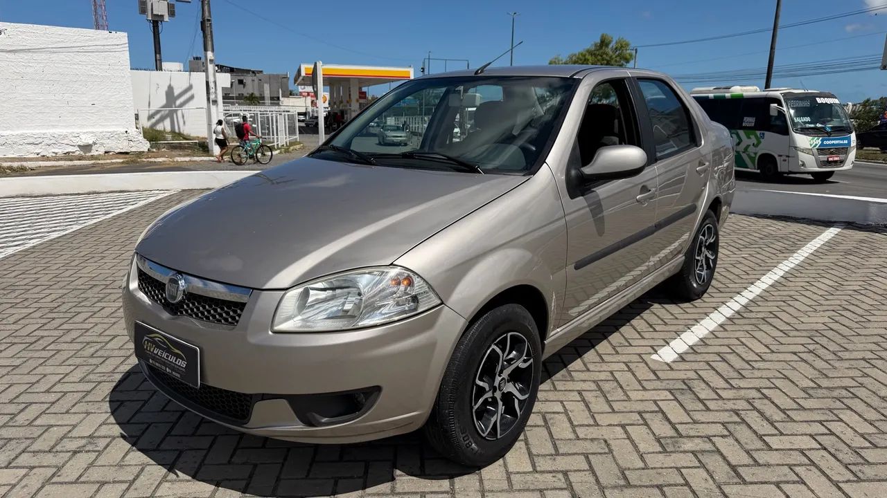Fiat Siena 1.0 8V 2013