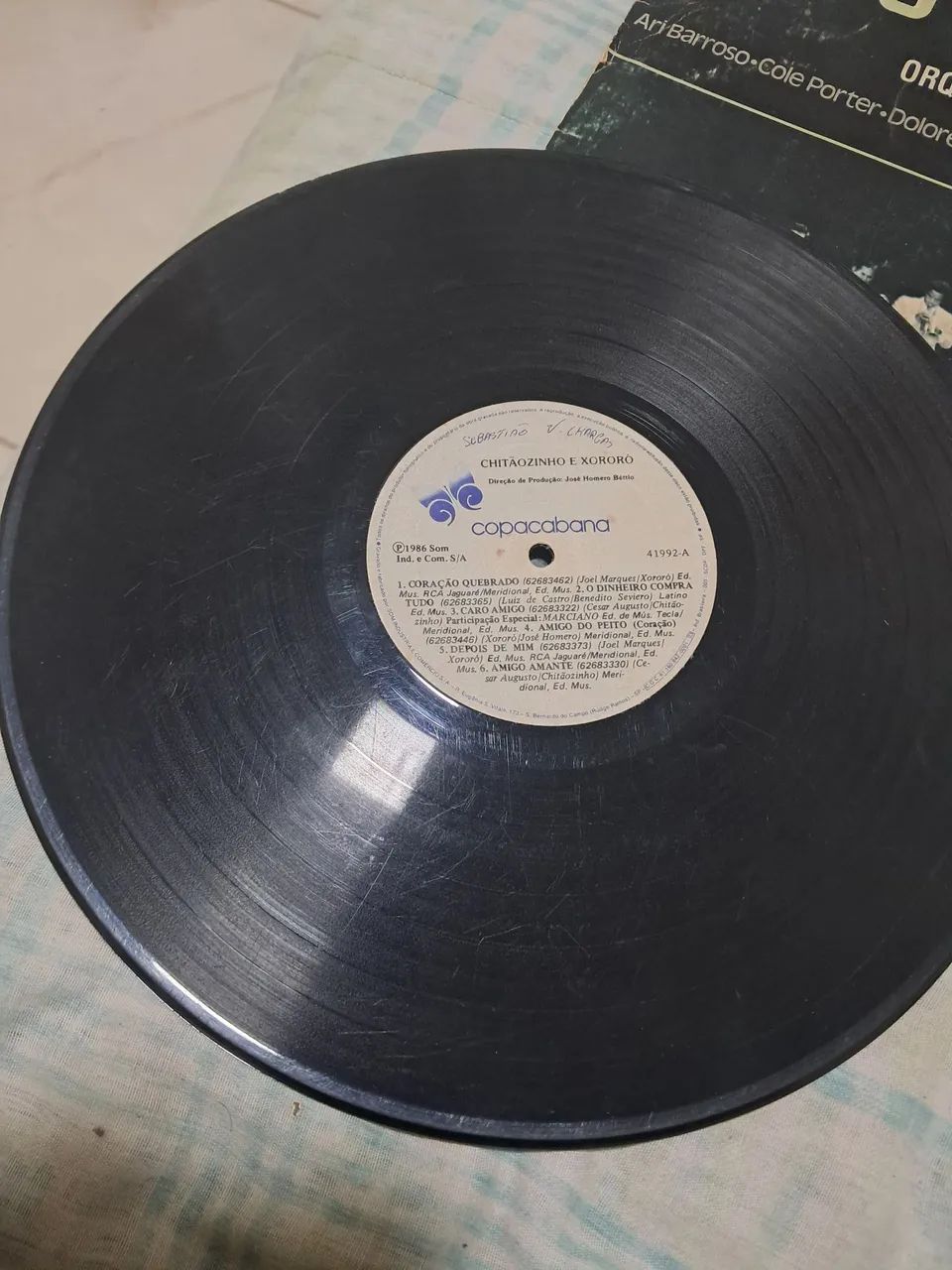 Disco vinil de Chitãozinho e Xororó - Foto 3