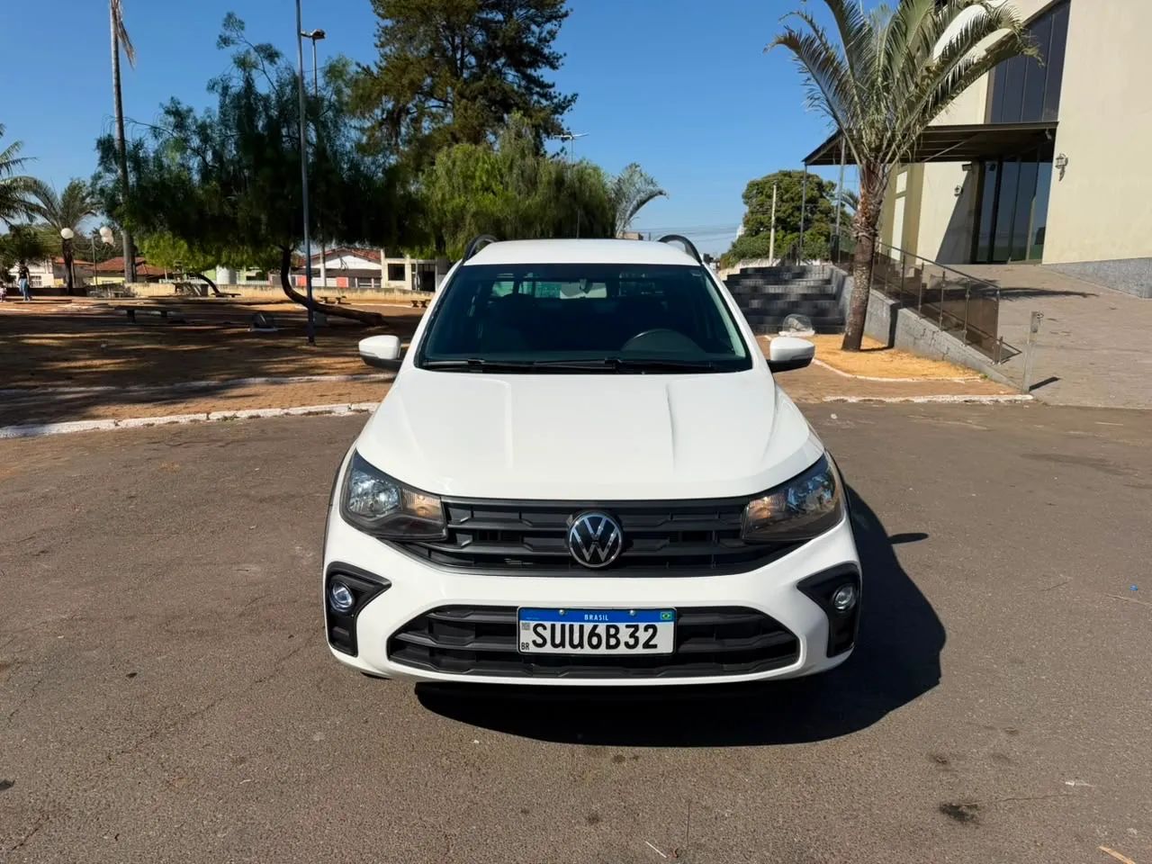 Volkswagen Saveiro Robust 1.6 Total Flex 16V CD 2024