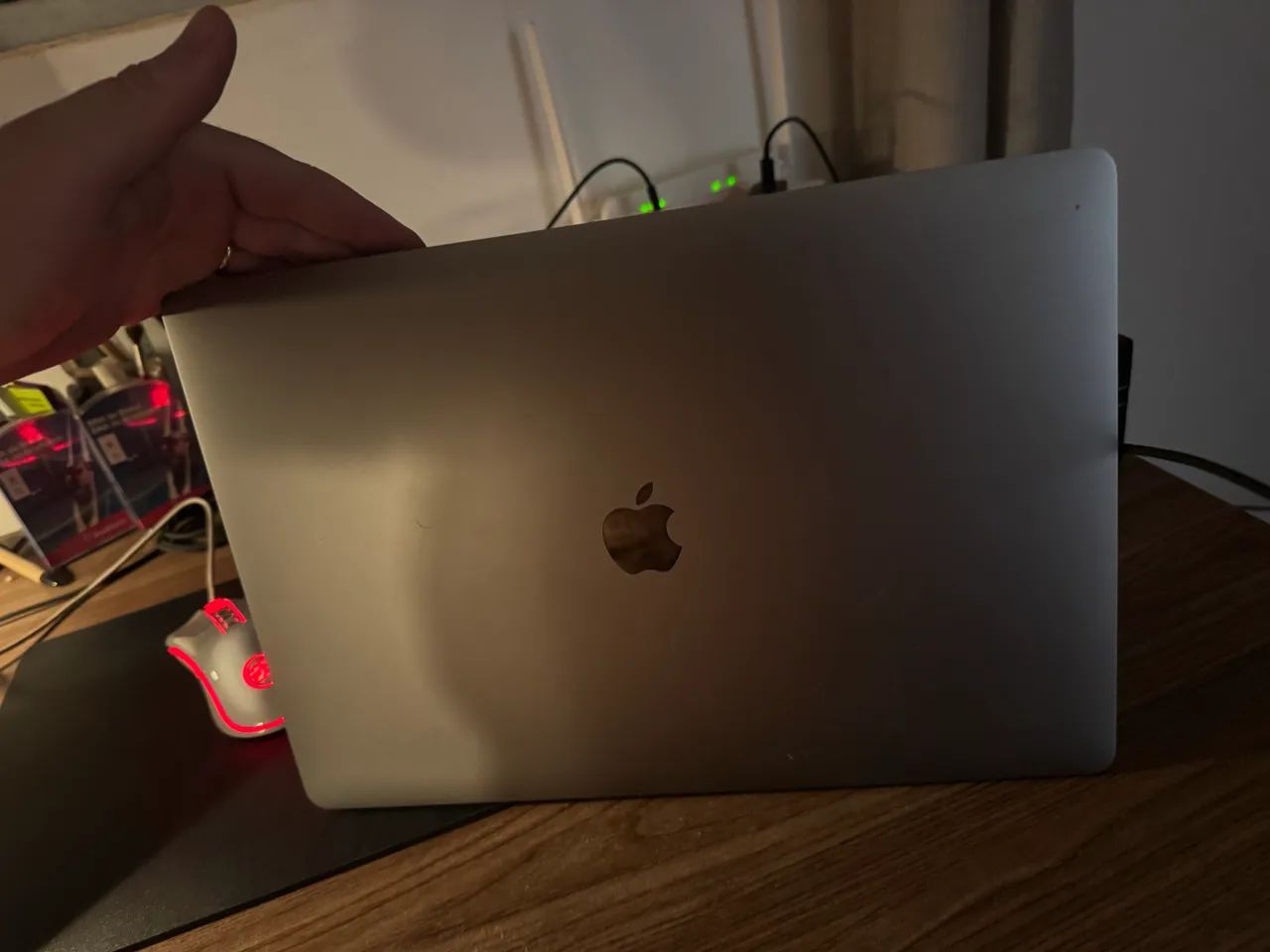 MacBook Pro Late 2019 16? Touchbar i7 16GB - Foto 3