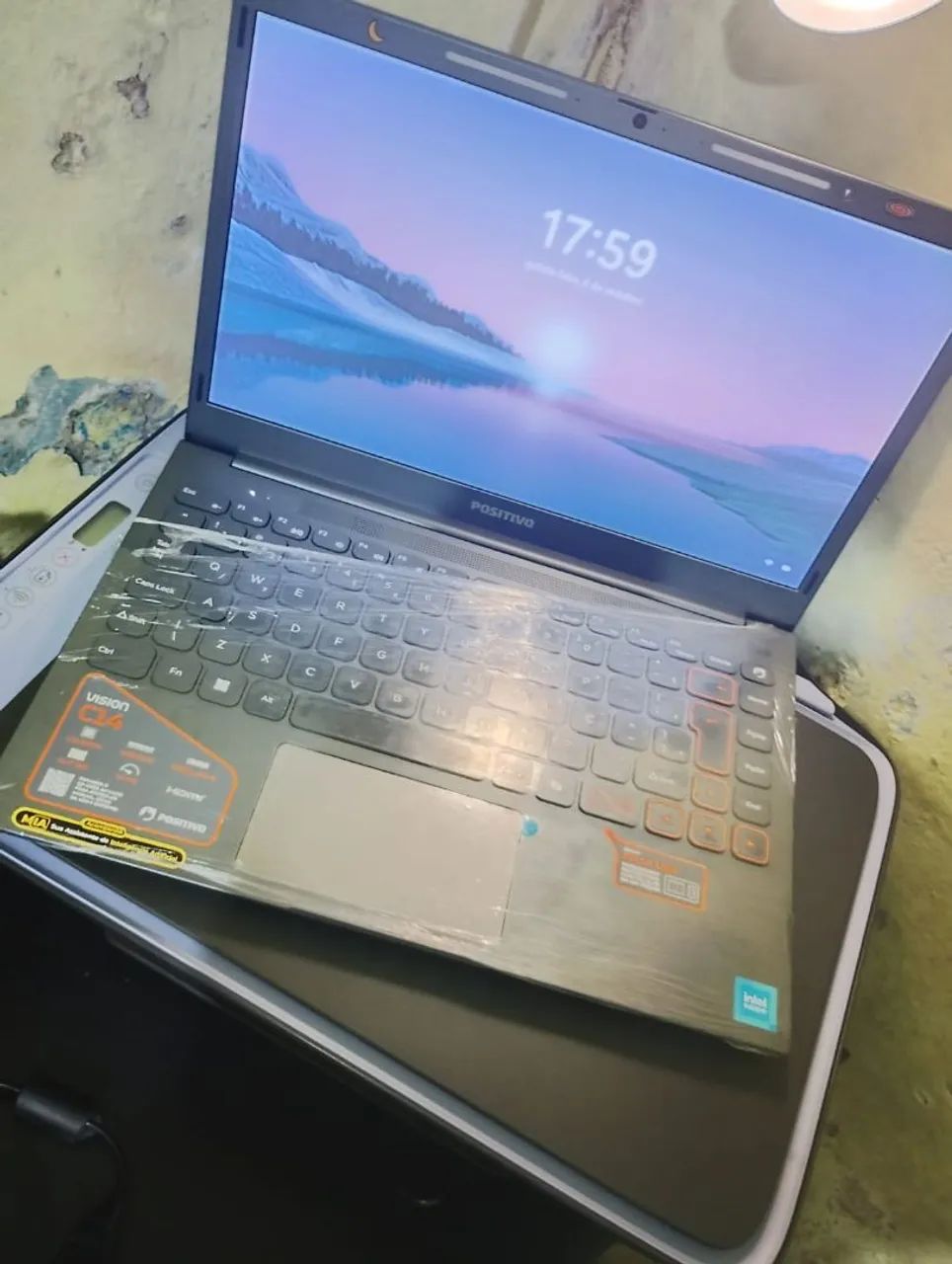Impressora e notebook