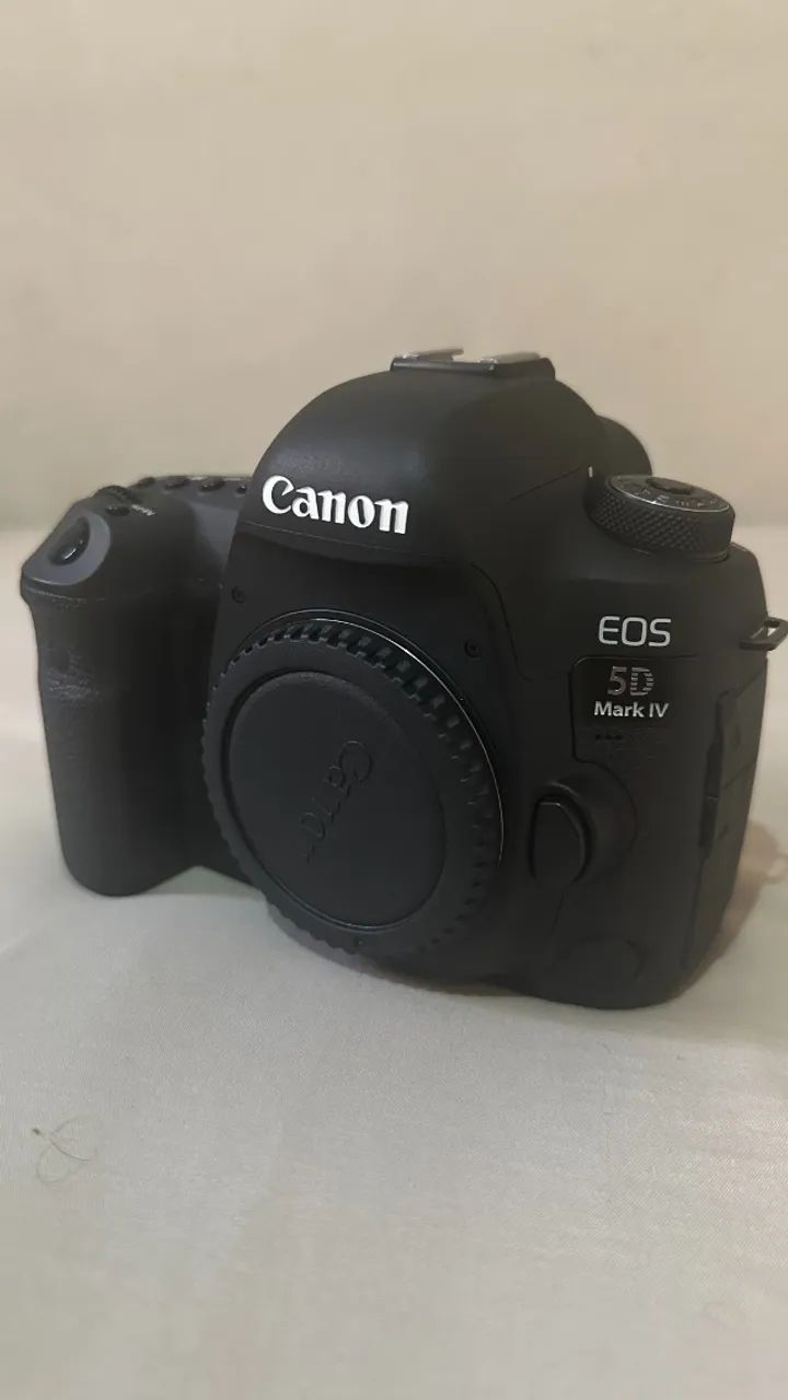 Canon 5D Mark IV