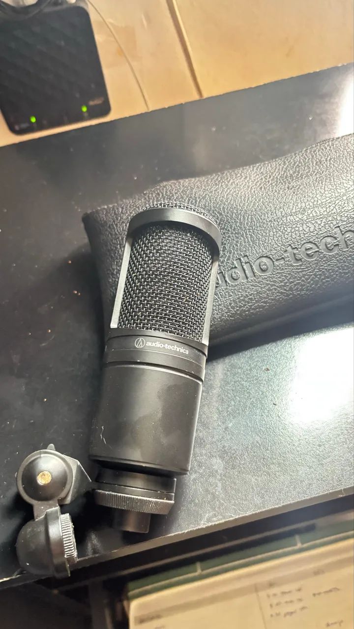 Microfone condensador at2020 - Foto 2