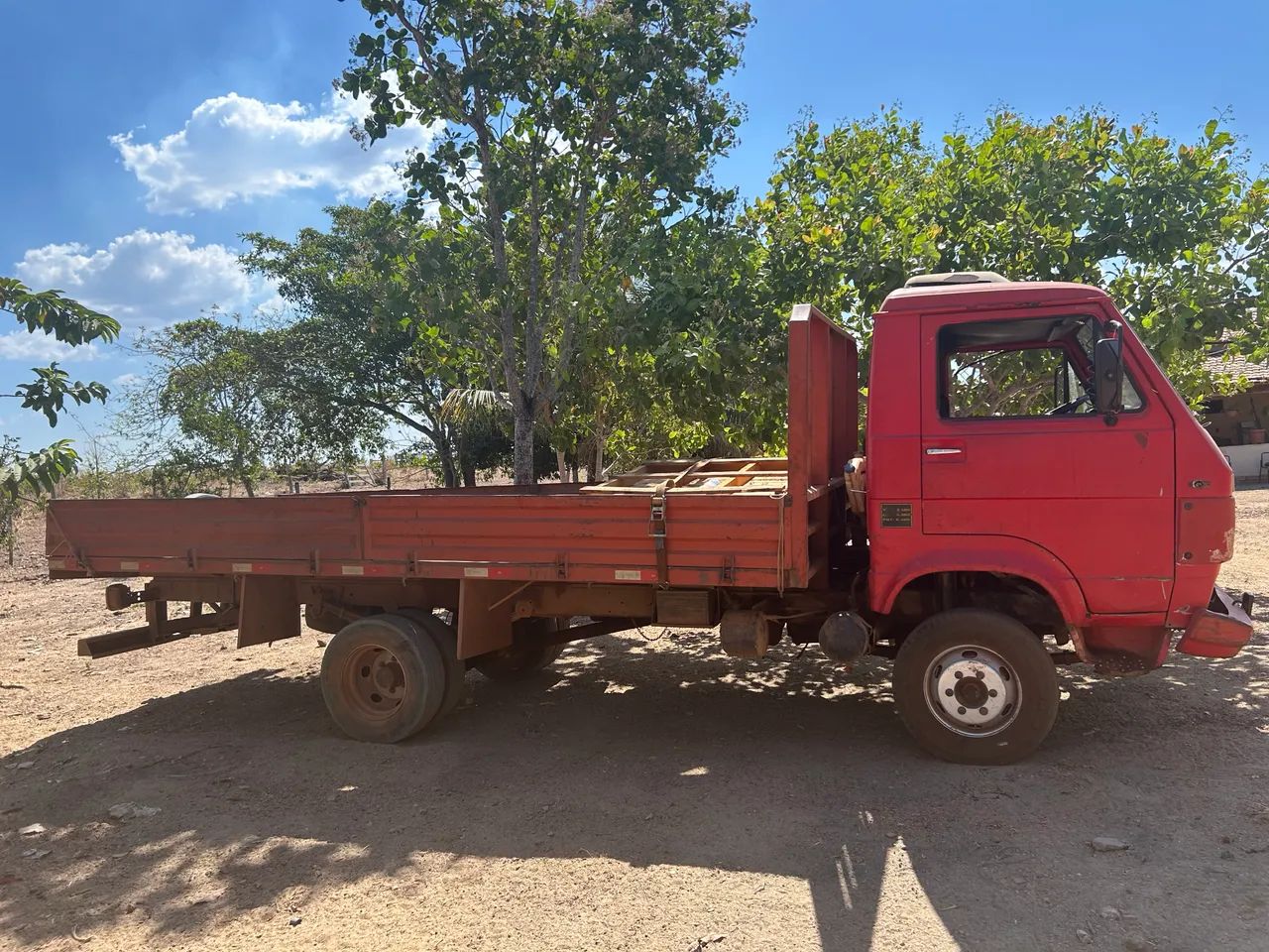Caminhão 3/4 Vw 6.90