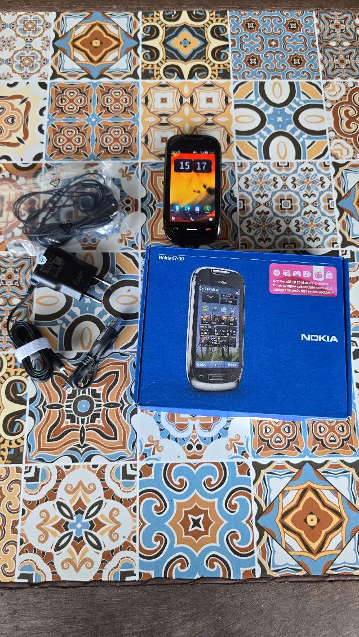 Nokia C7-00 Novo para Colecionadores