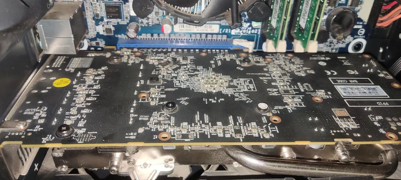 Desktop Gamer Intel i5 3330, Radeon RX480 8gb, 16 gb ram, SSD 224gb, 2 HDs 1 tera cada. - Foto 5