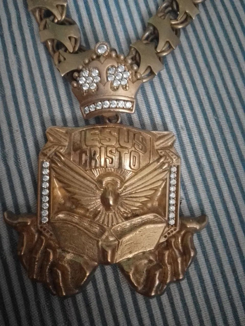 Vendo cordão de moeda antiga top grande - Foto 2
