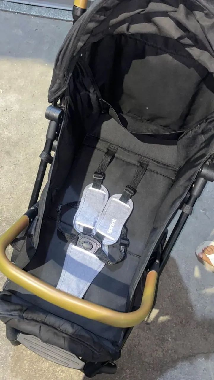 Vende-se carrinho de bebê - Foto 3