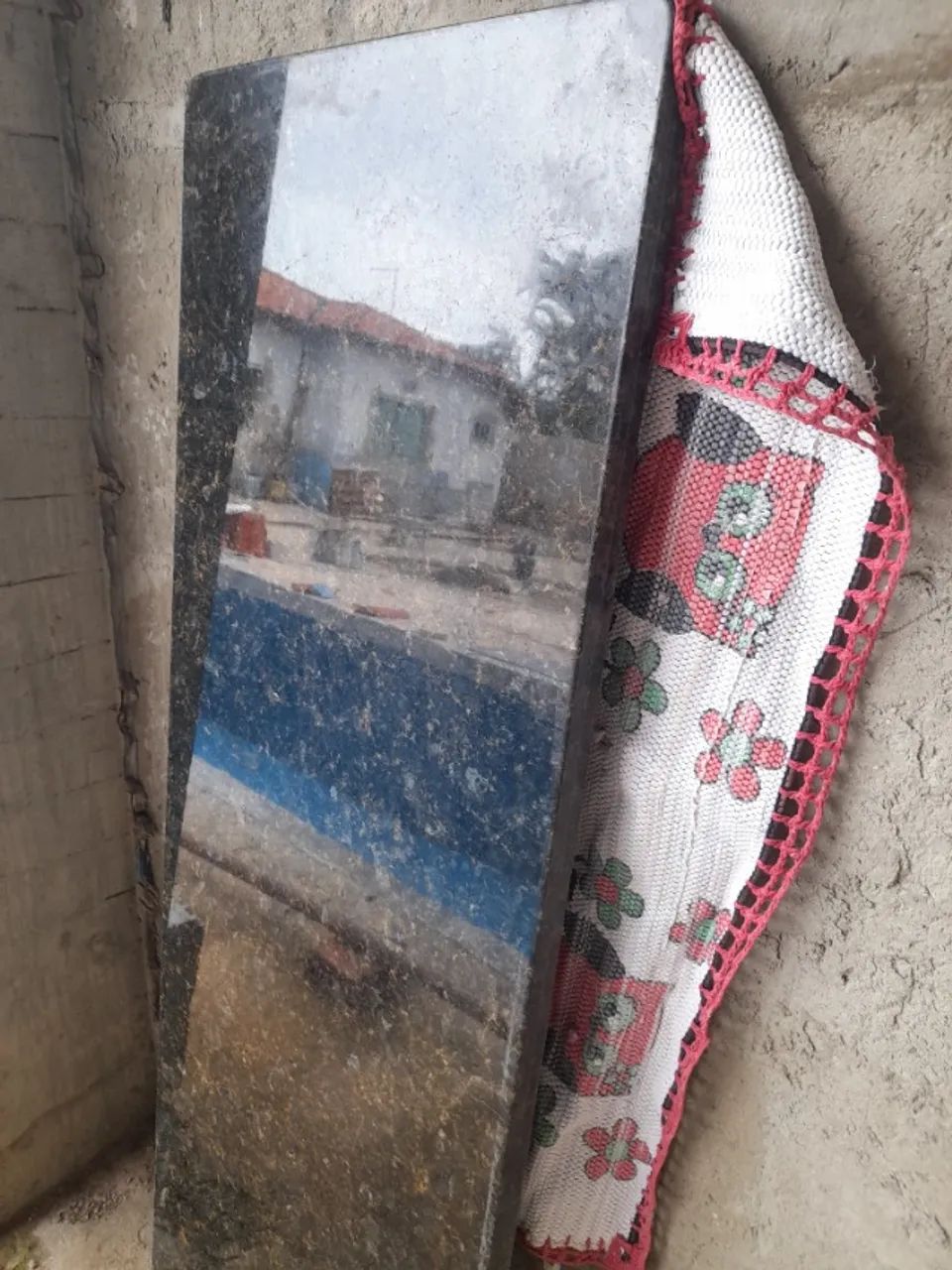 Pedra em granito.  ( Balcão )