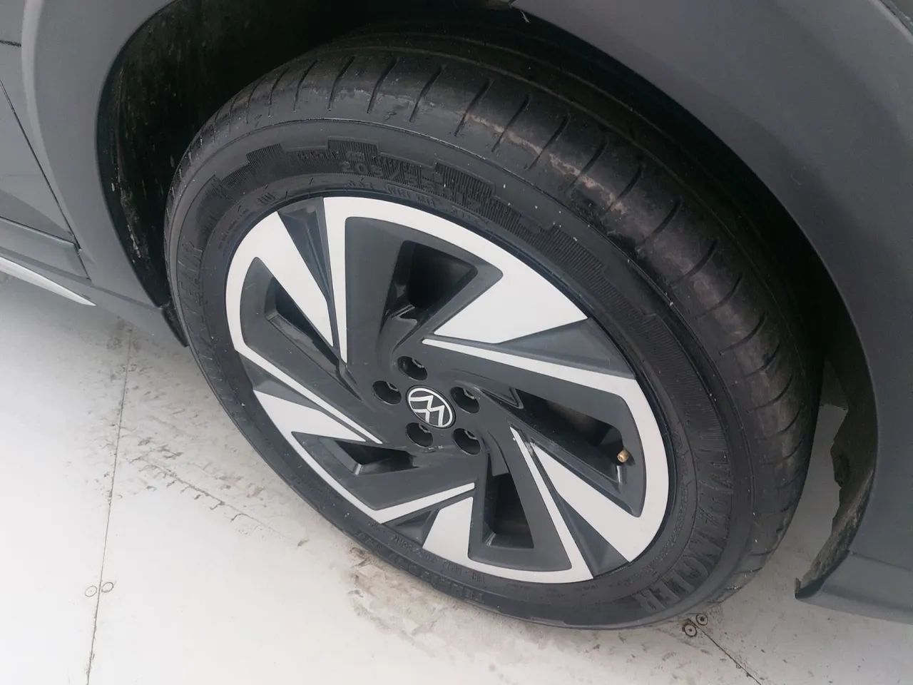 Volkswagen Nivus Highline 1.0 200 TSI Flex Aut., foto 13 de 18