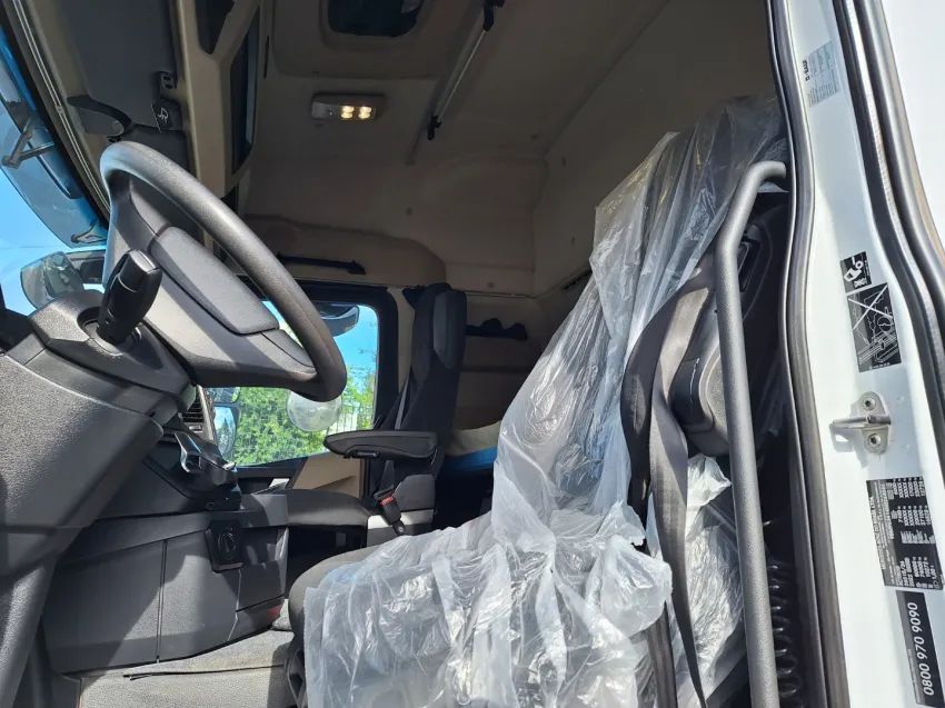 Mercedes Benz Actros 2651 6x4 2022/2022 Selectrucks - Foto 10