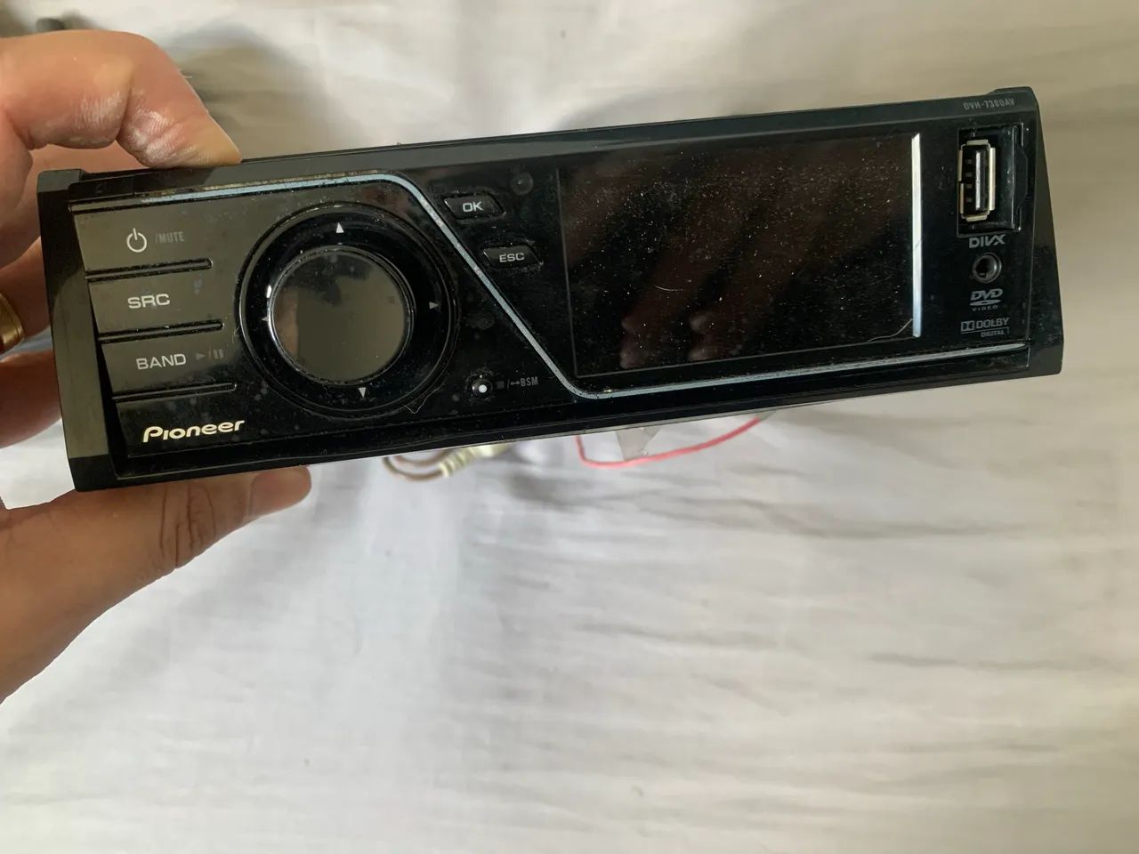 Pioneer DVH-7380AV - USB / AUX / DVD - Com Chicote - Foto 2