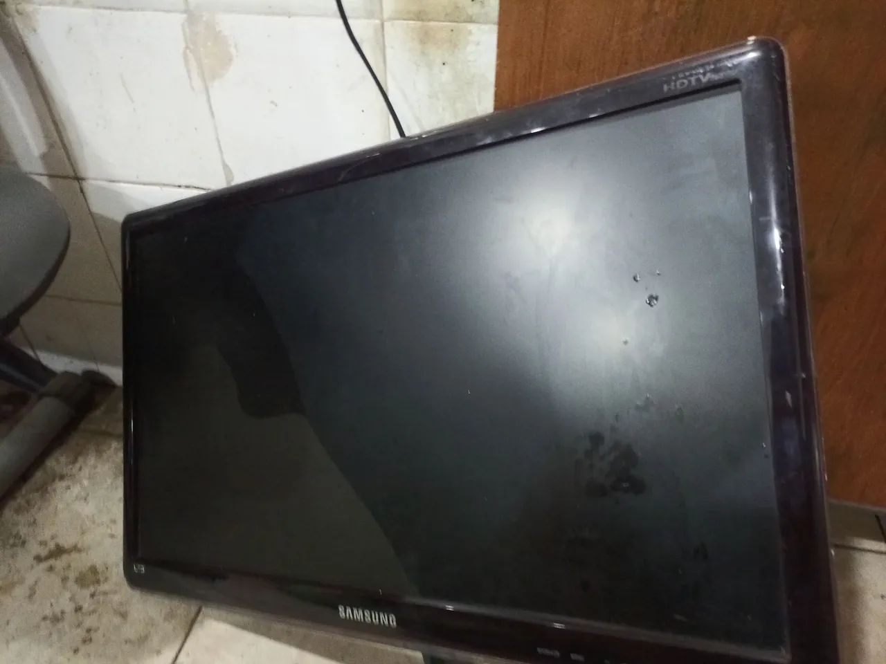 Monitor Samsung T24A350 - Defeito - Foto 3