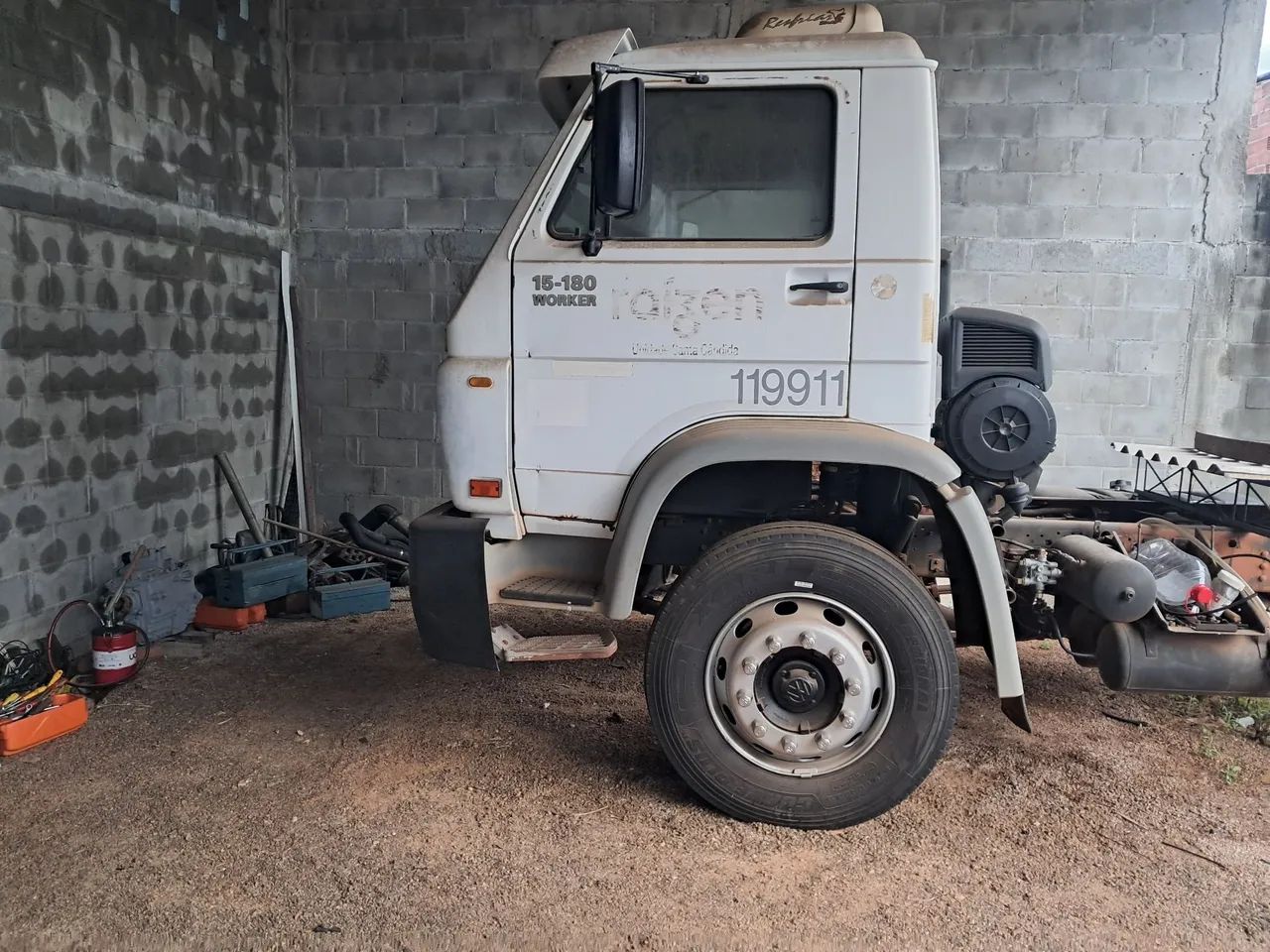 VW 15180  