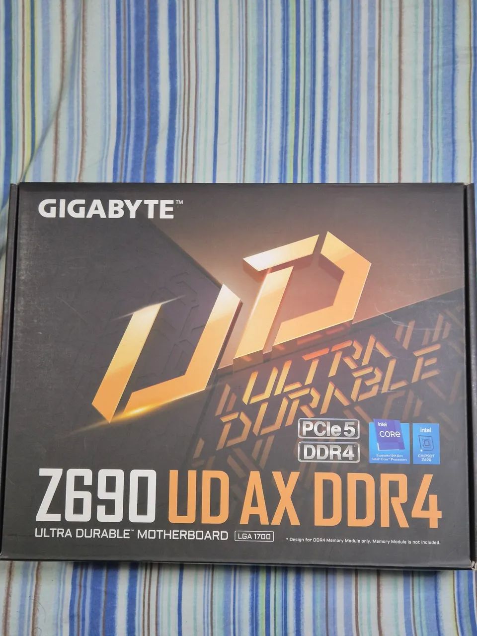 Gigabyte Z690 UD AX DDR4