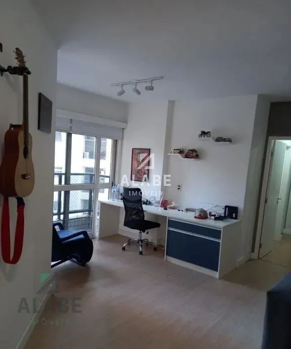 Ótimo apartamento à venda na Vila Olímpia.