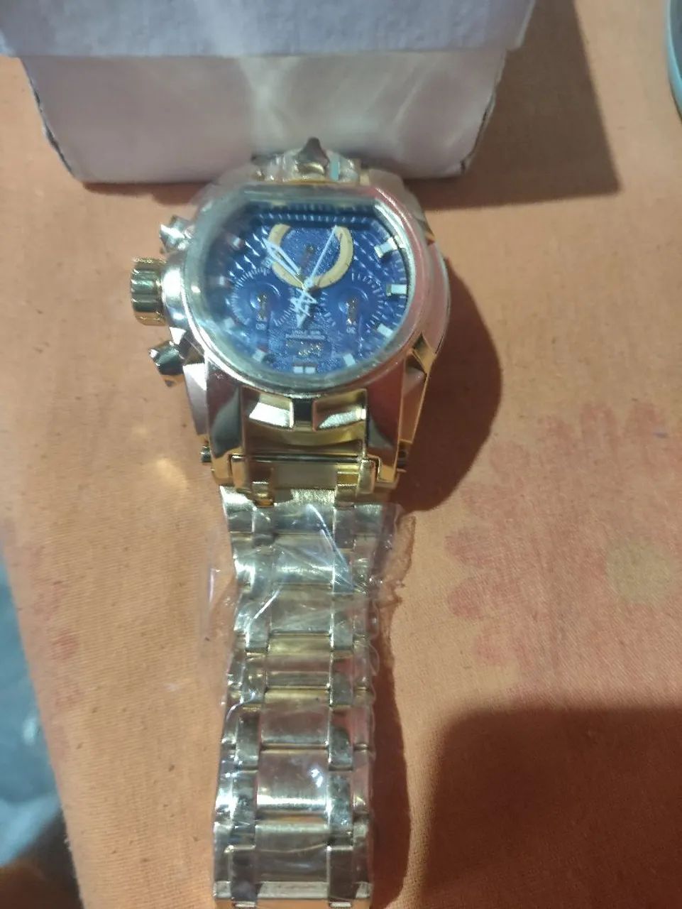? Invicta Reserve Bolt Zeus Magnum - Dourado com Mostrador Azul - Foto 3