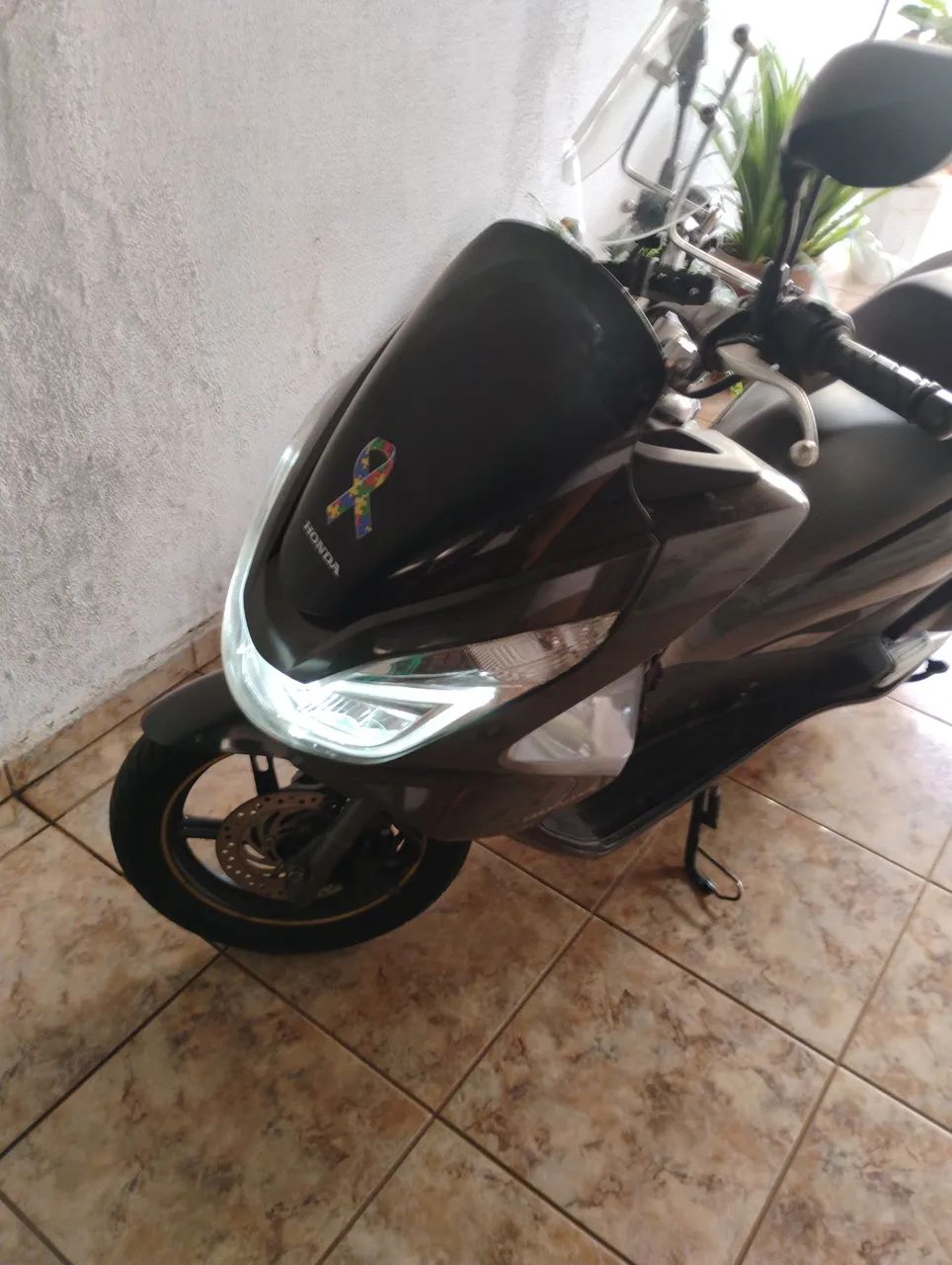 Pcx conservada baixa km - Foto 3