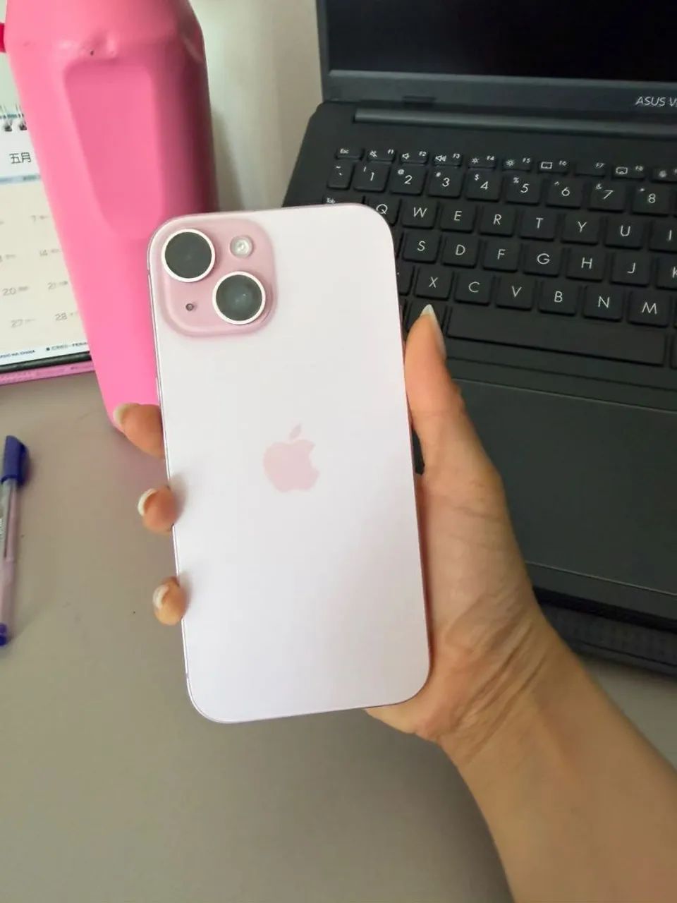 iPhone 15 Rosa - Foto 3