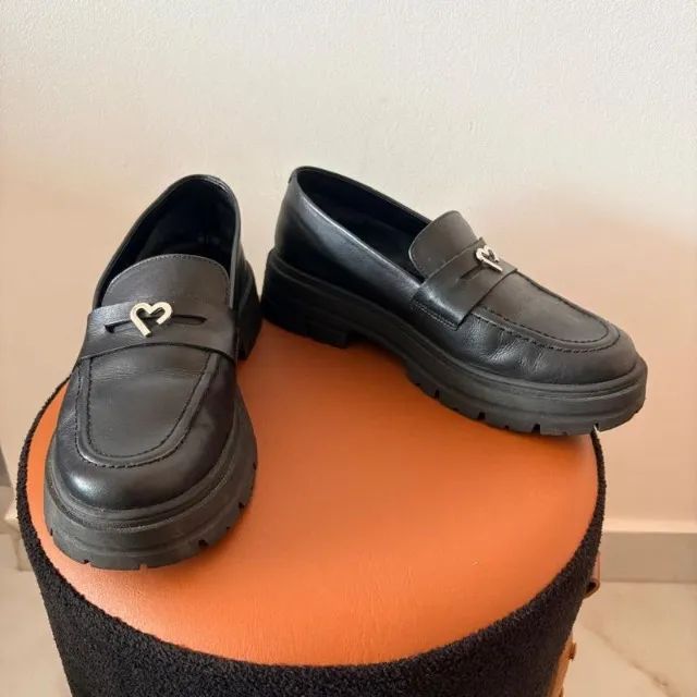 mocassin de couro preto - Foto 5