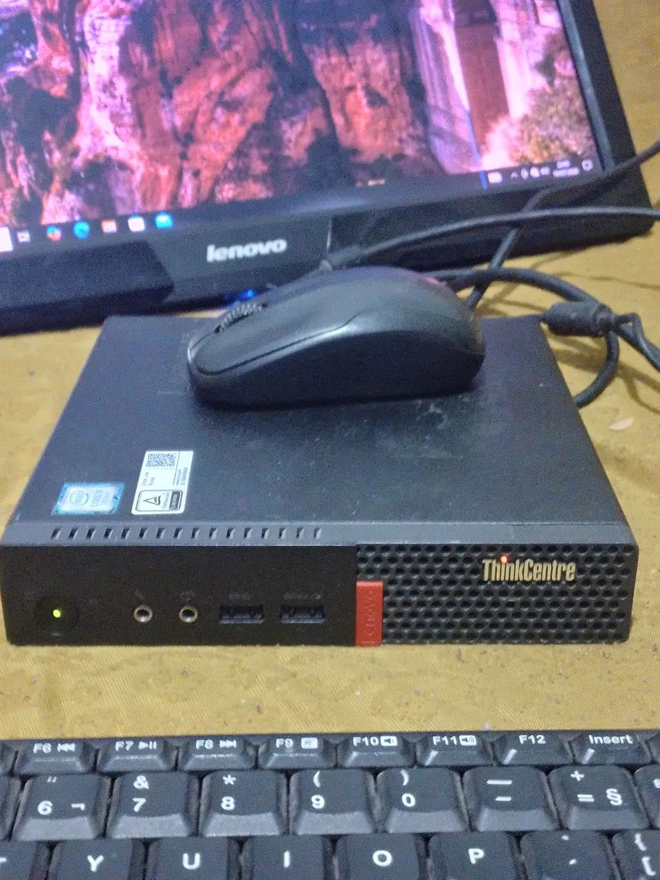 Lenovo thinkvision vendo troco