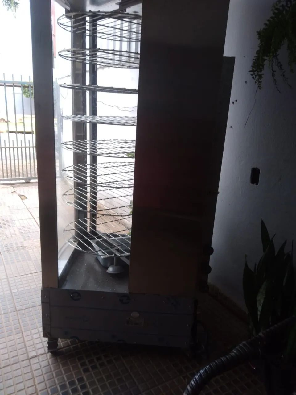 Máquina de assar frango 