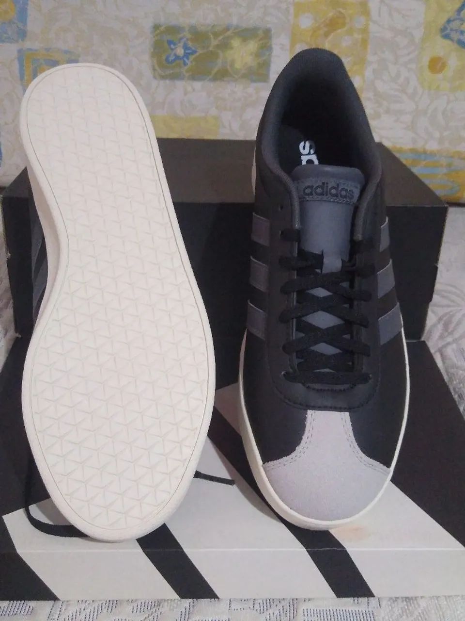 Tênis Adidas Casual, Tem Tam. 40 e 41 - Foto 2