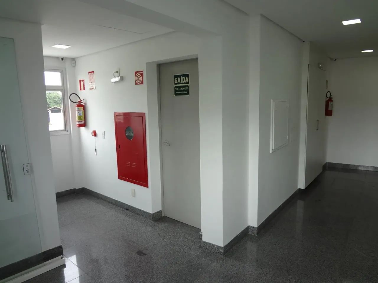 Prédio/Edificio inteiro para venda possui 2840 metros quadrados em Caiçaras - Belo Horizon - Foto 5